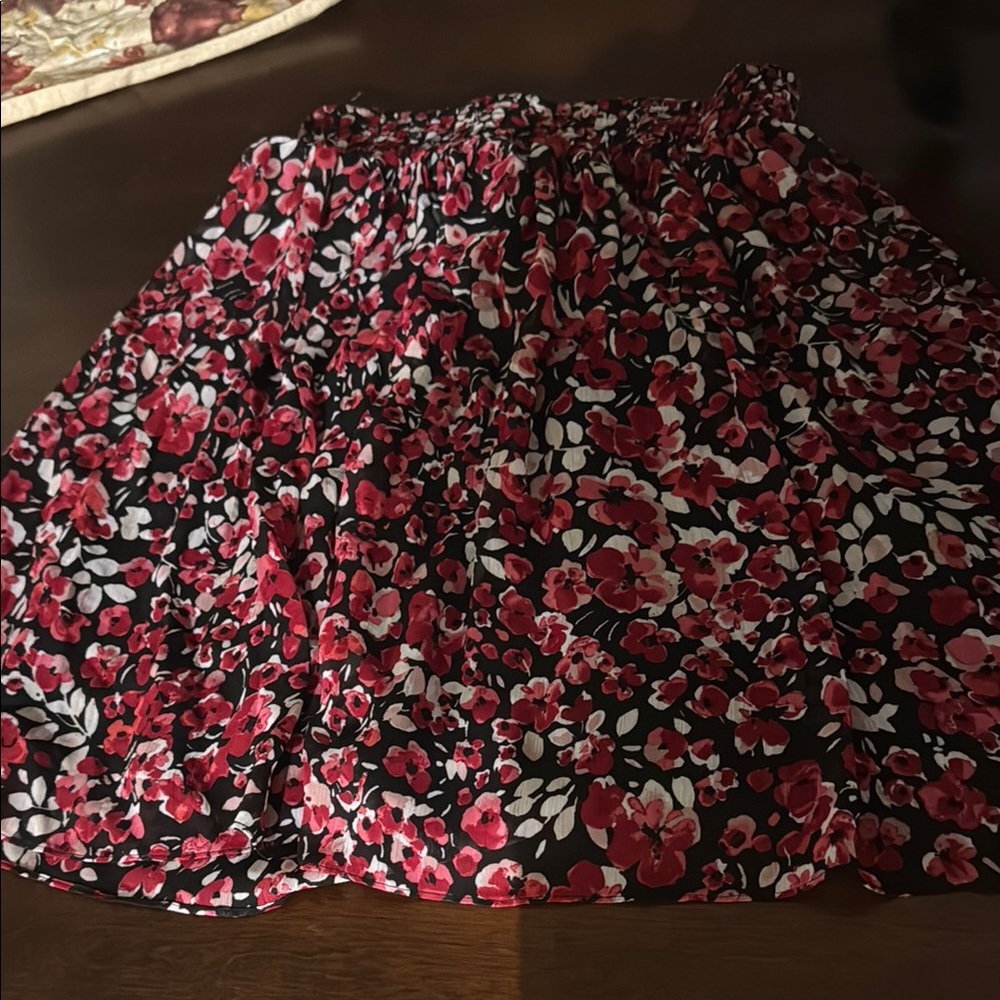 White House Black Market Black and Pink Bubble Mini Skirt